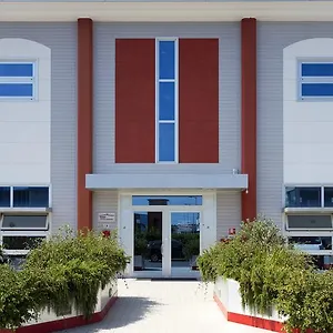 Easy Space Aparthotel